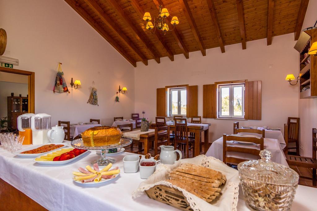 Maison d'hôtes O Monte Da Estrada à Zambujeira do Mar Extérieur photo